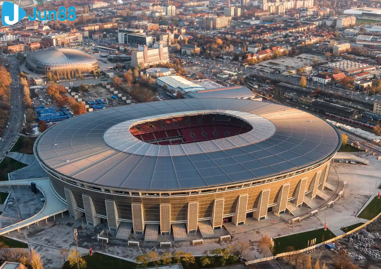 Trận chung kết Champions League mùa giải này sẽ được tổ chức ở sân Puskas Arena, Hungary (Ảnh: GOAL)