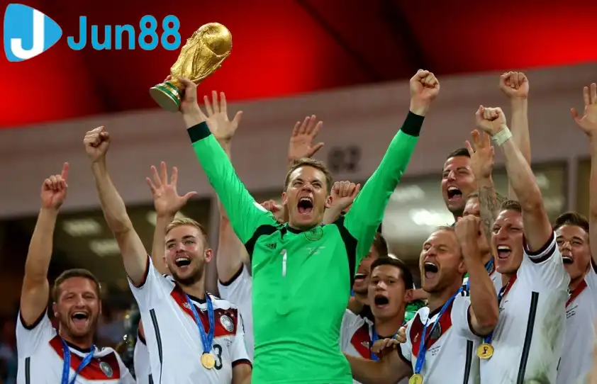 Neuer góp công lớn giúp ĐT Đức vô địch World Cup 2014