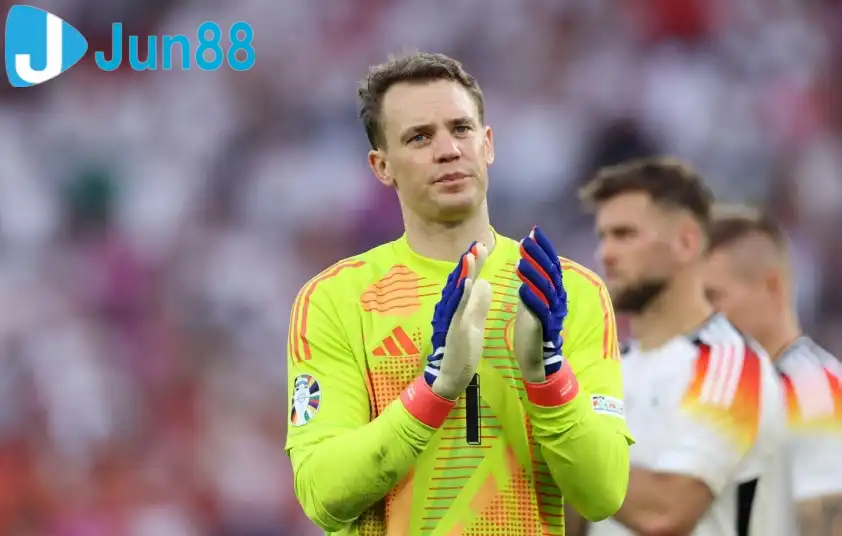 Neuer khẳng định không có ý định trở lại ĐT Đức