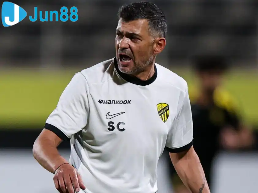 HLV Sergio Conceicao cần giúp Al Ittihad định hình lối chơi để đủ sức cạnh tranh các vị trí cao trên BXH Saudi Pro League mùa này (Ảnh: Reuters)