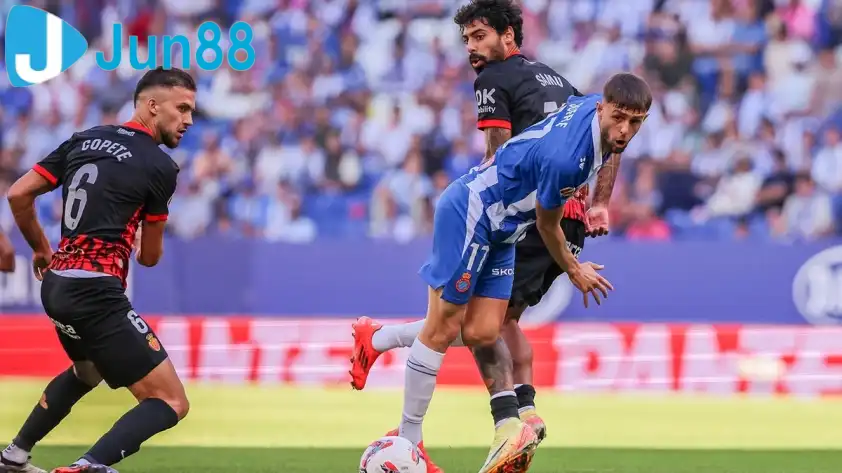 Real Oviedo và Mallorca đều muốn giành chiến thắng ở trận đấu sắp tới. (Ảnh: Internet)